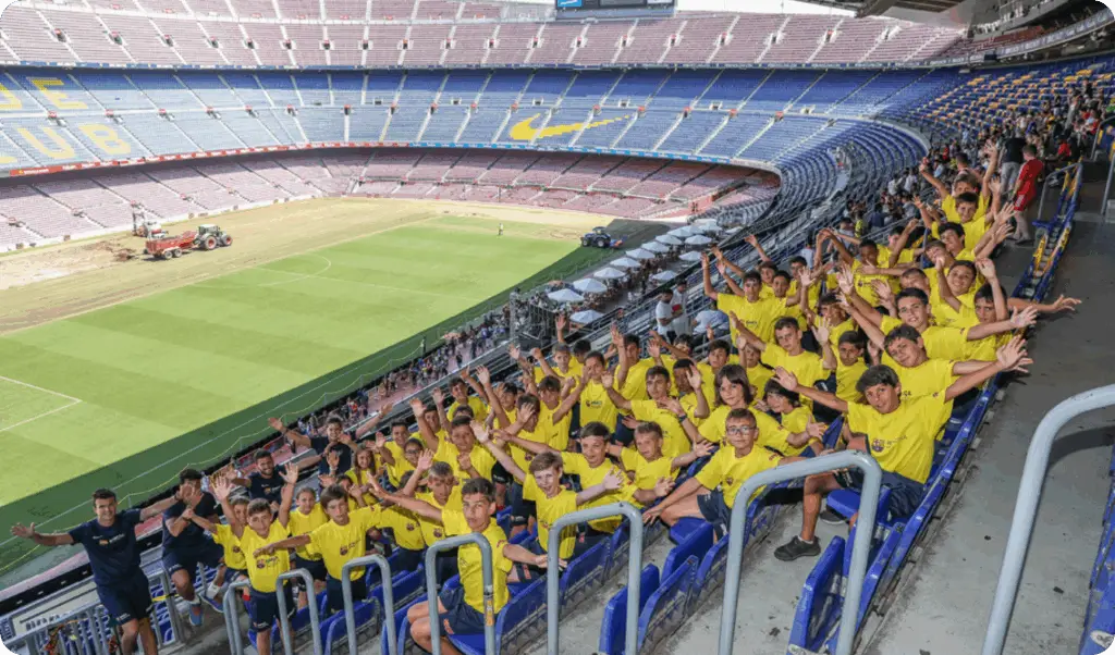 Ekkono trip squad together in a LaLiga stadium in Spain